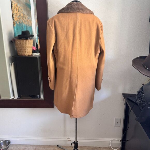 Vintage JCPenney The Men’s Shop Camel Wool Coat w/ Faux Fur Collar – Size 40R - Picture 4 of 9
